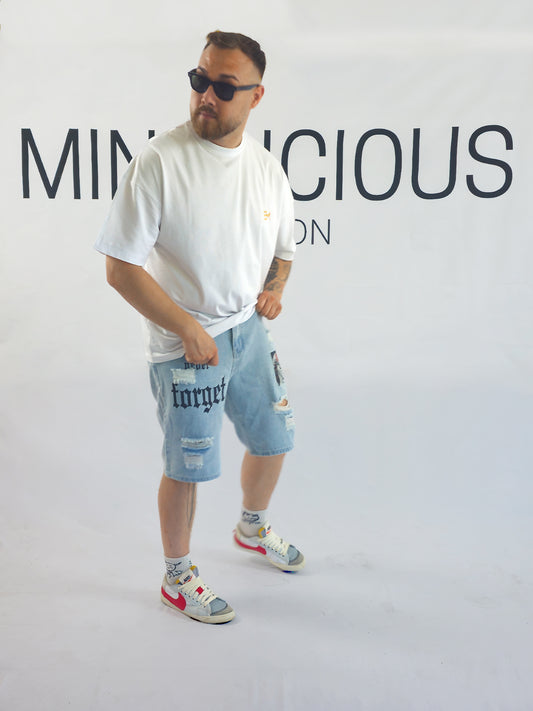 JEANSSHORTS MIT PRINTS