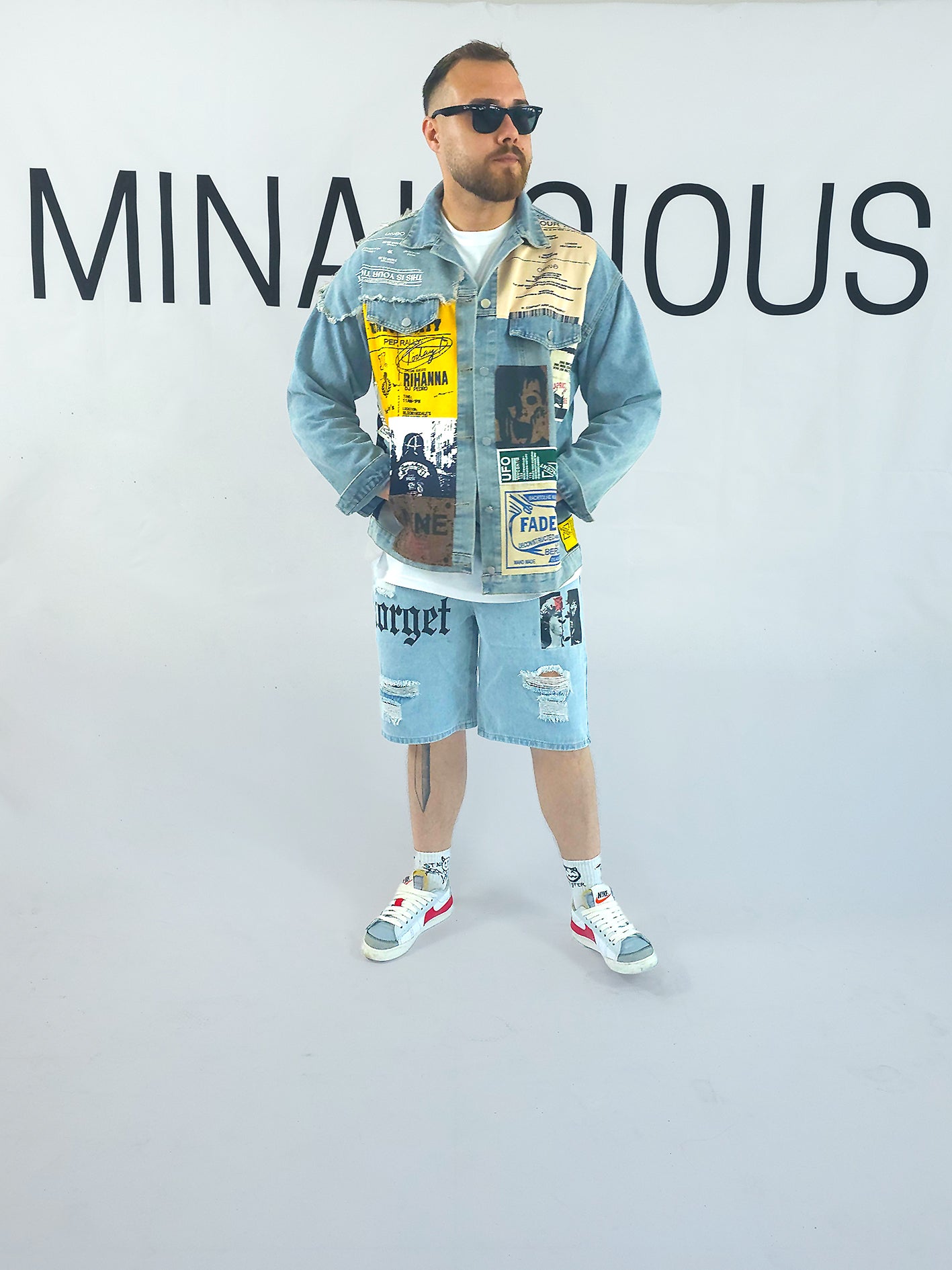 JEANSSHORTS MIT PRINTS